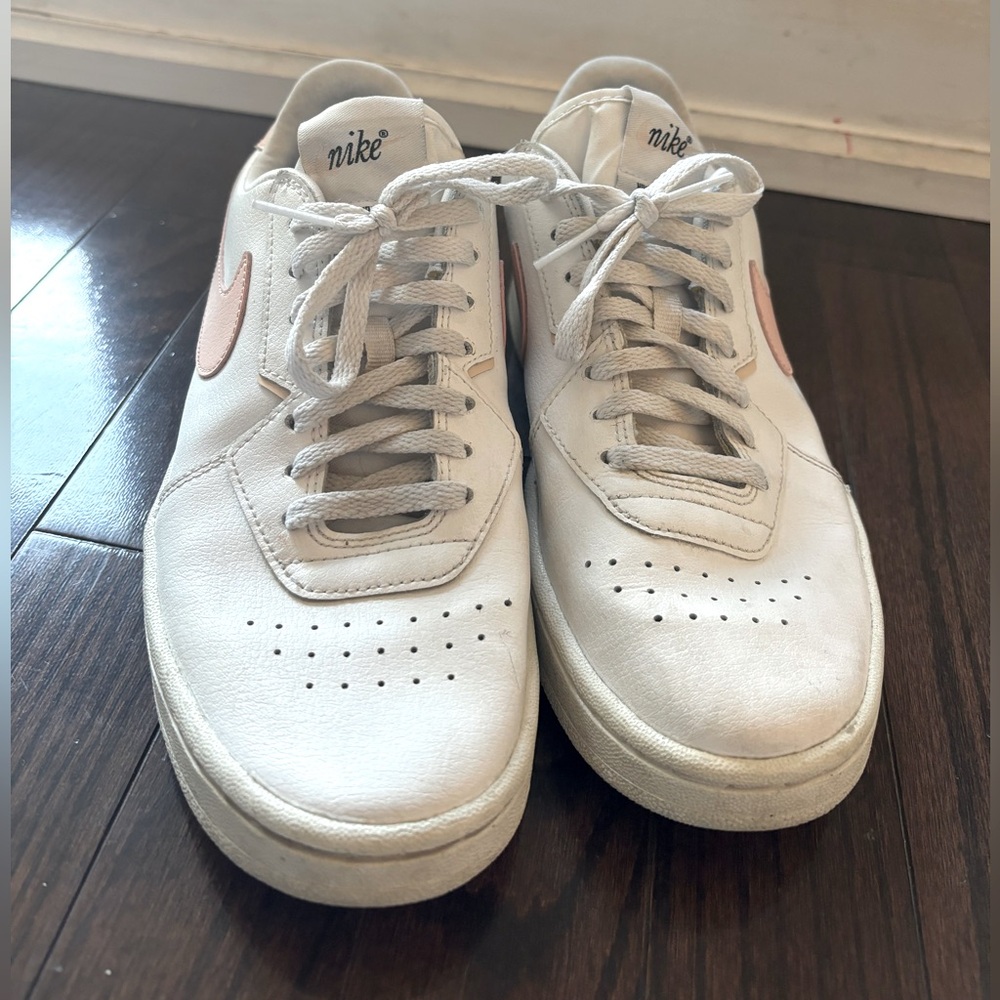 Nike court blanc shoes
